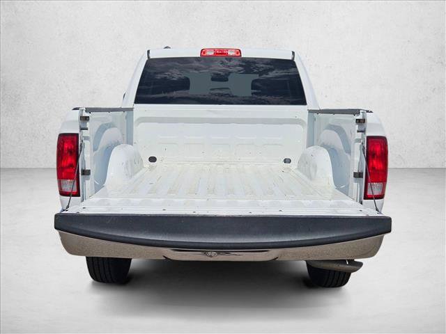 Used 2022 RAM 1500 Classic SLT AWD/4WD image 6