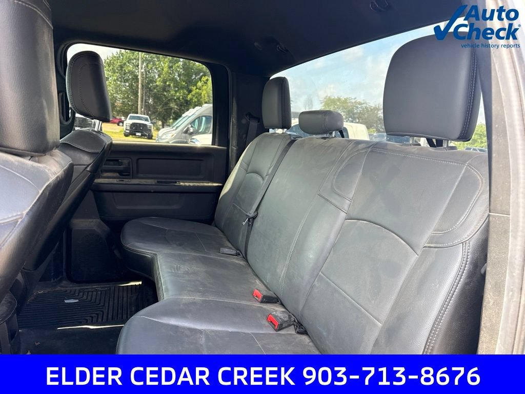 Used 2024 RAM 3500 Tradesman w/ Chrome Appearance Group AWD/4WD image 14