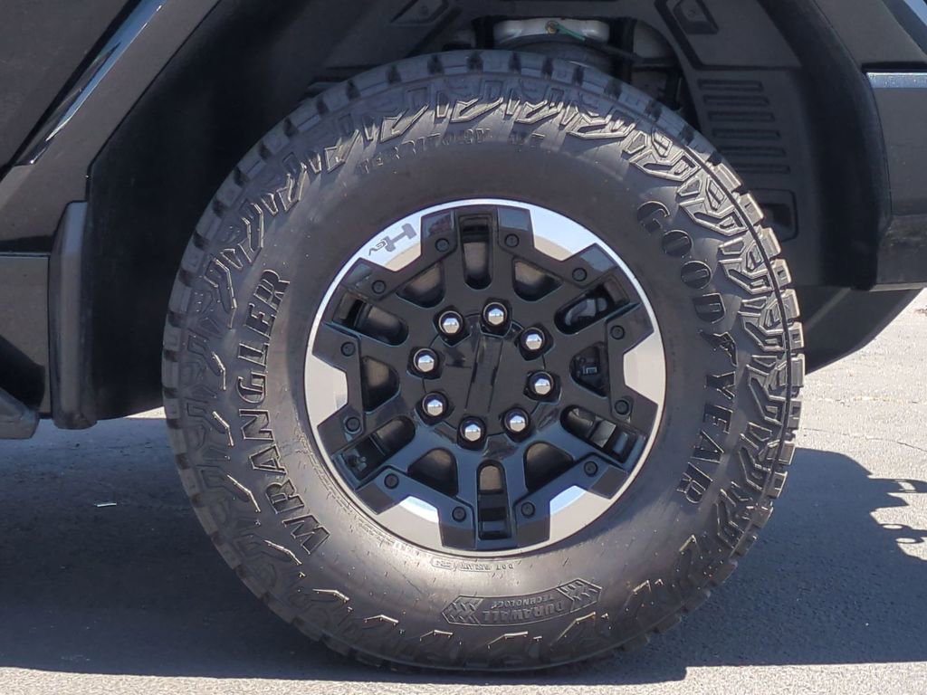Used 2025 GMC Hummer EV 3X w/ Extreme Off-Road Package AWD/4WD image 37