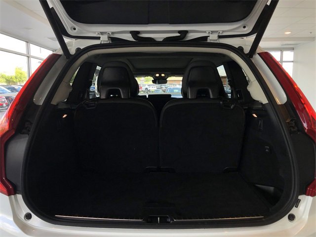 Used 2025 Volvo XC90 B6 Plus image 15