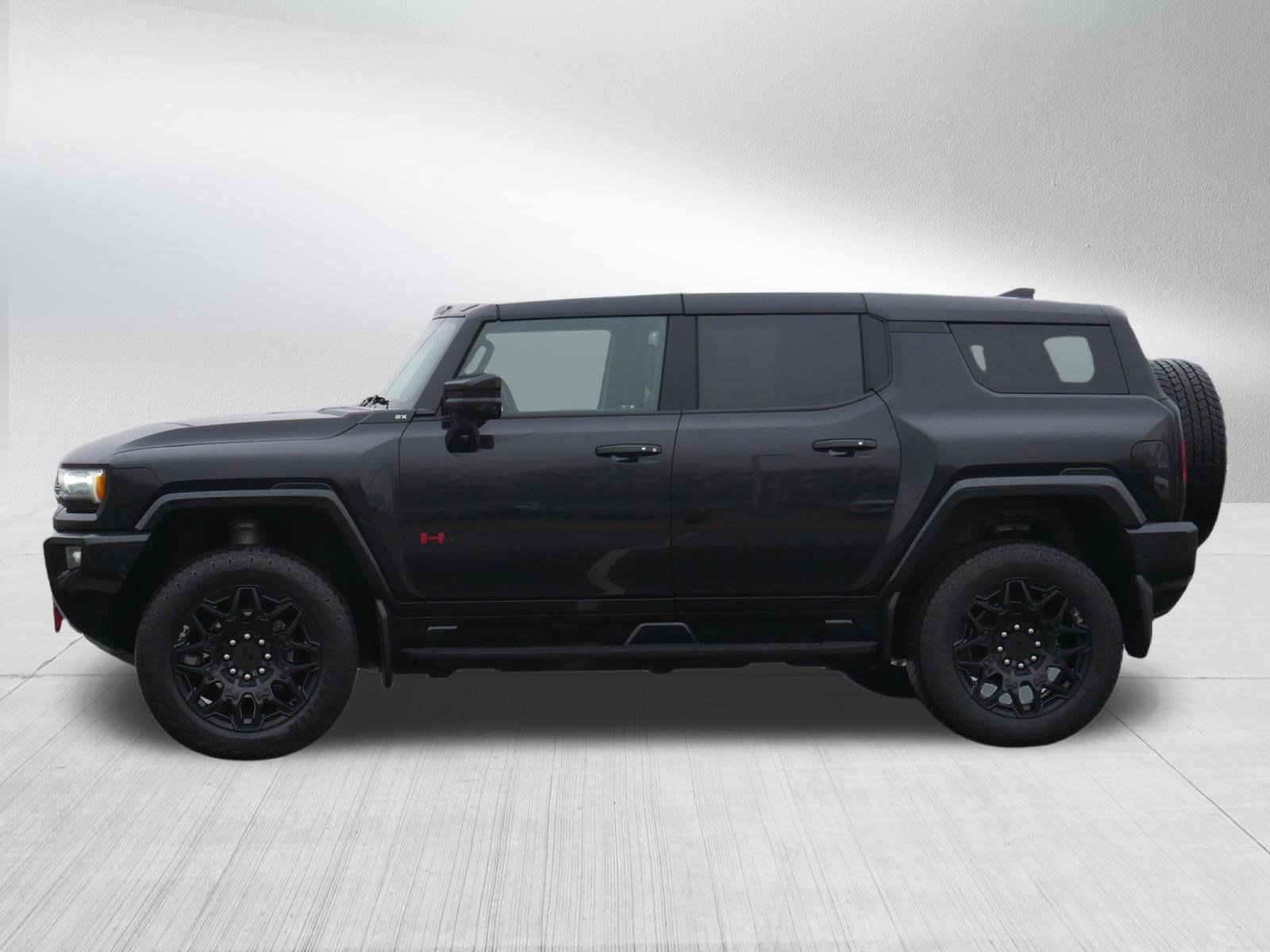 Used 2025 GMC Hummer EV 2X w/ LPO, Sport Package image 4
