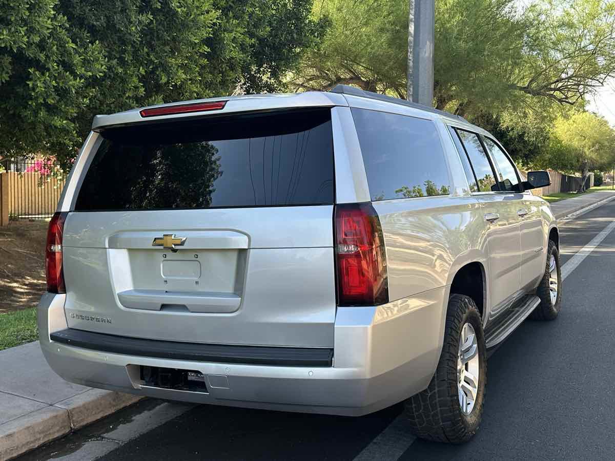 Used 2019 Chevrolet Suburban LT AWD/4WD image 8