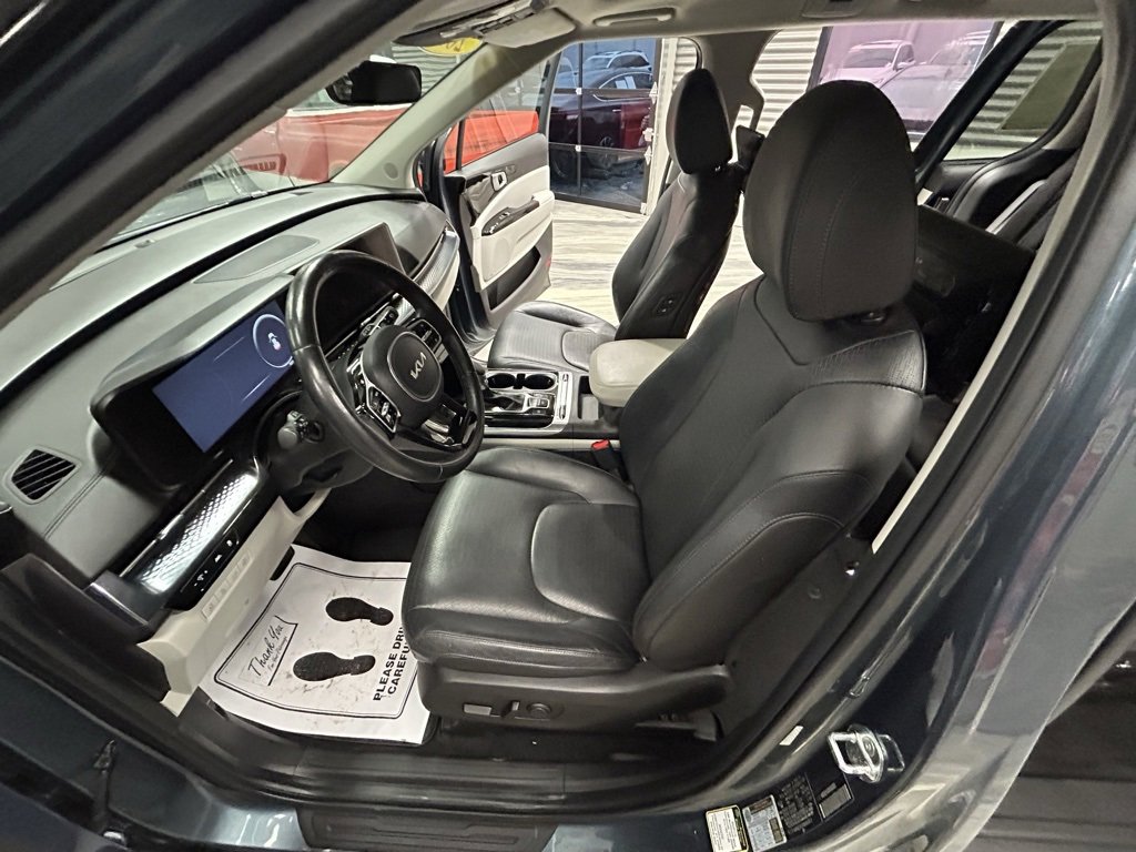 Used 2022 Kia Carnival SX Prestige image 50