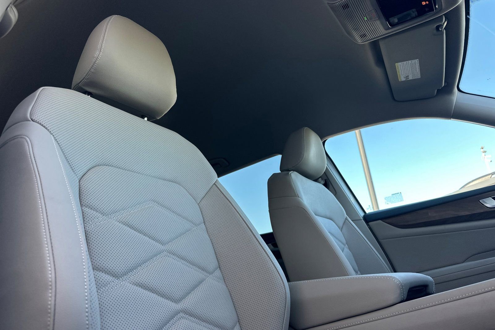 New 2026 Volkswagen Atlas SE AWD/4WD image 18