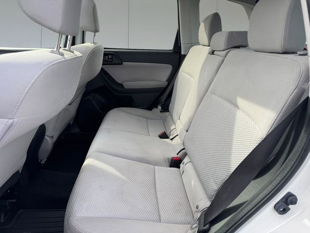 Used 2016 Subaru Forester 2.5i Premium w/ All-Weather Package image 10