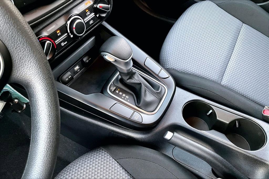 Used 2023 Kia Soul LX w/ LX Technology Package FWD image 14