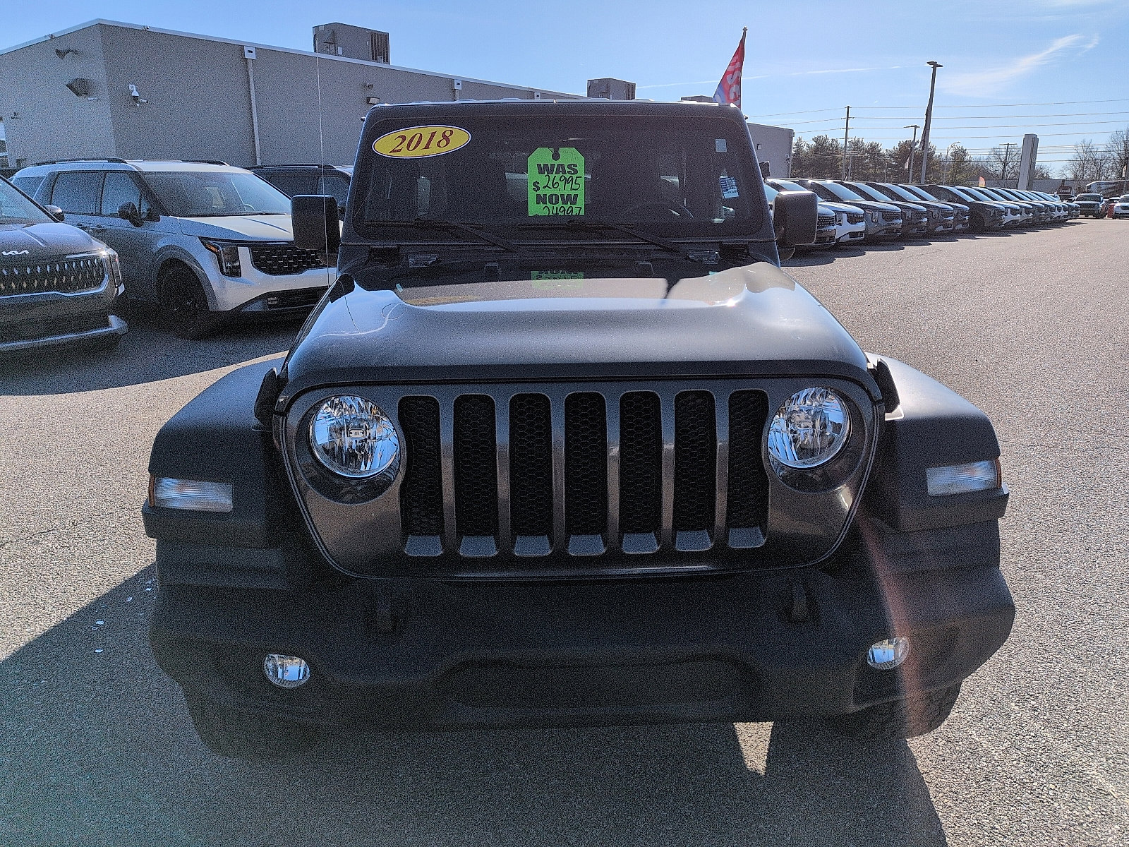 Used 2018 Jeep Wrangler Unlimited Sport S image 3