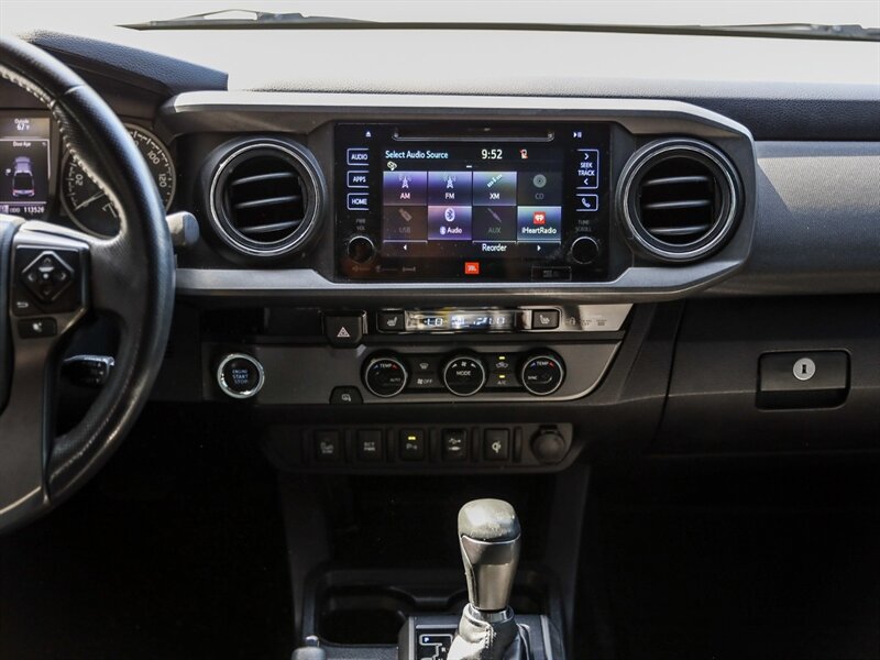 Used 2017 Toyota Tacoma TRD Off-Road RWD image 18