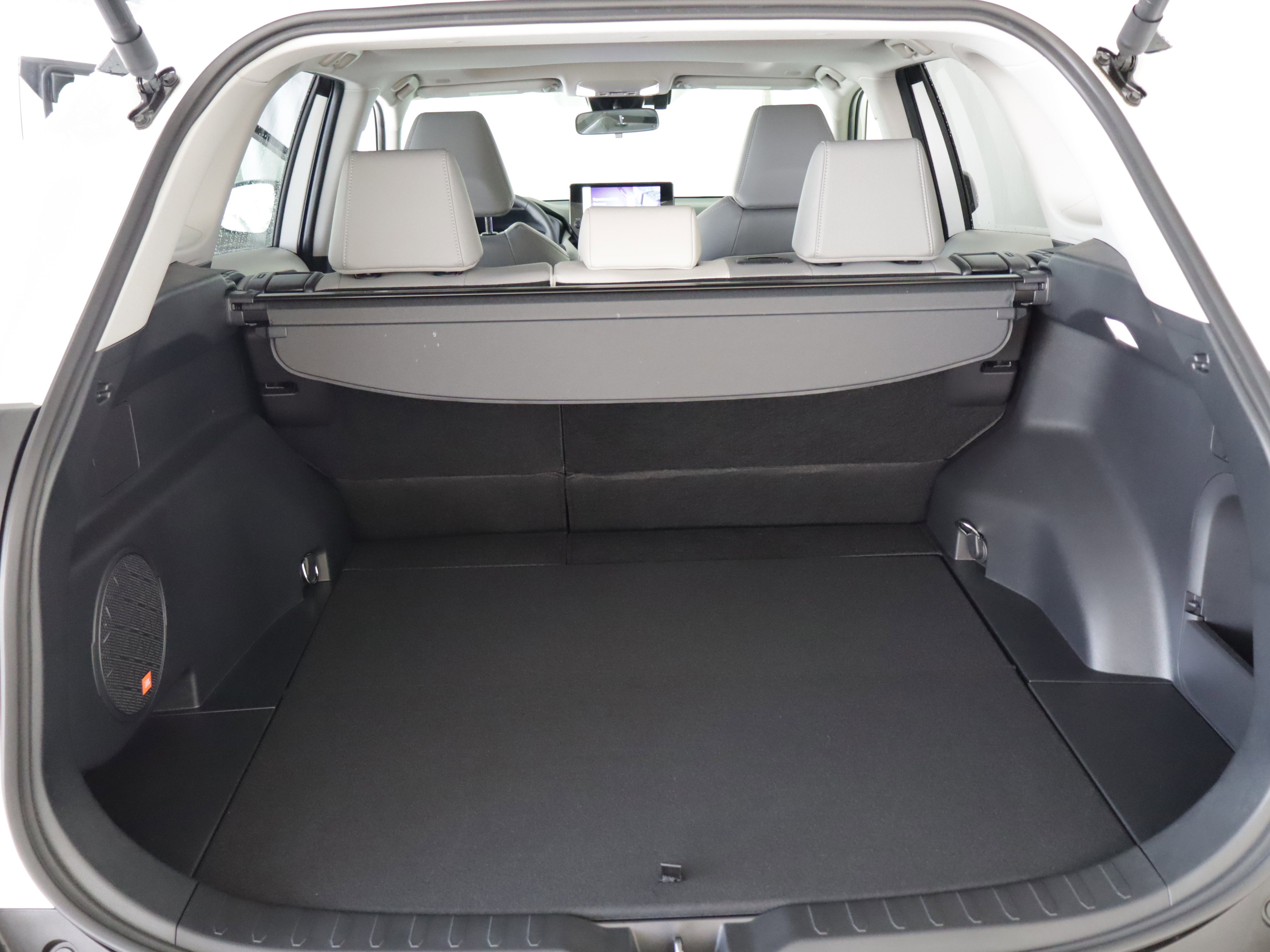 Used 2025 Toyota RAV4 XLE Premium w/ Weather Package image 20