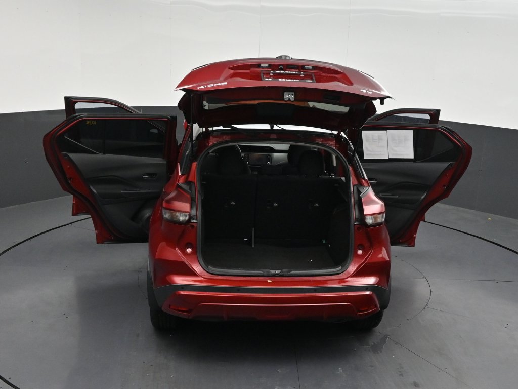 Used 2022 Nissan Kicks SV FWD image 35