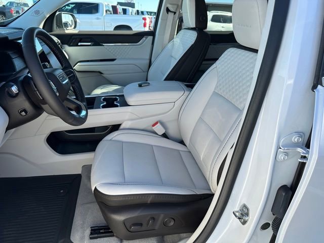 Used 2024 GMC Acadia Denali AWD/4WD image 9