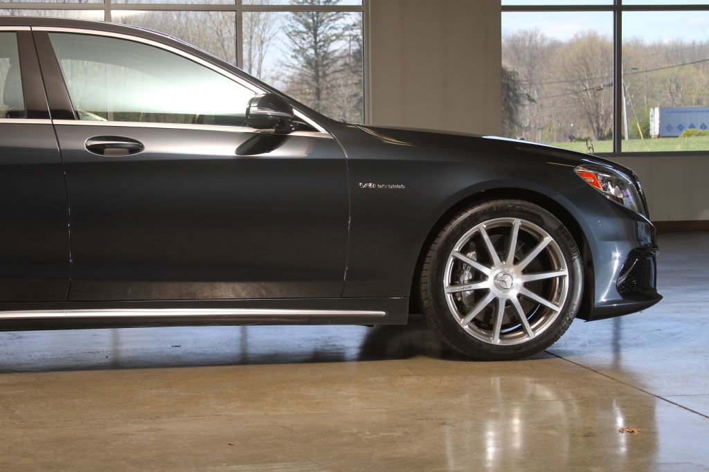Used 2014 Mercedes-Benz S 63 AMG 4MATIC Sedan w/ Driver Assistance Package image 12