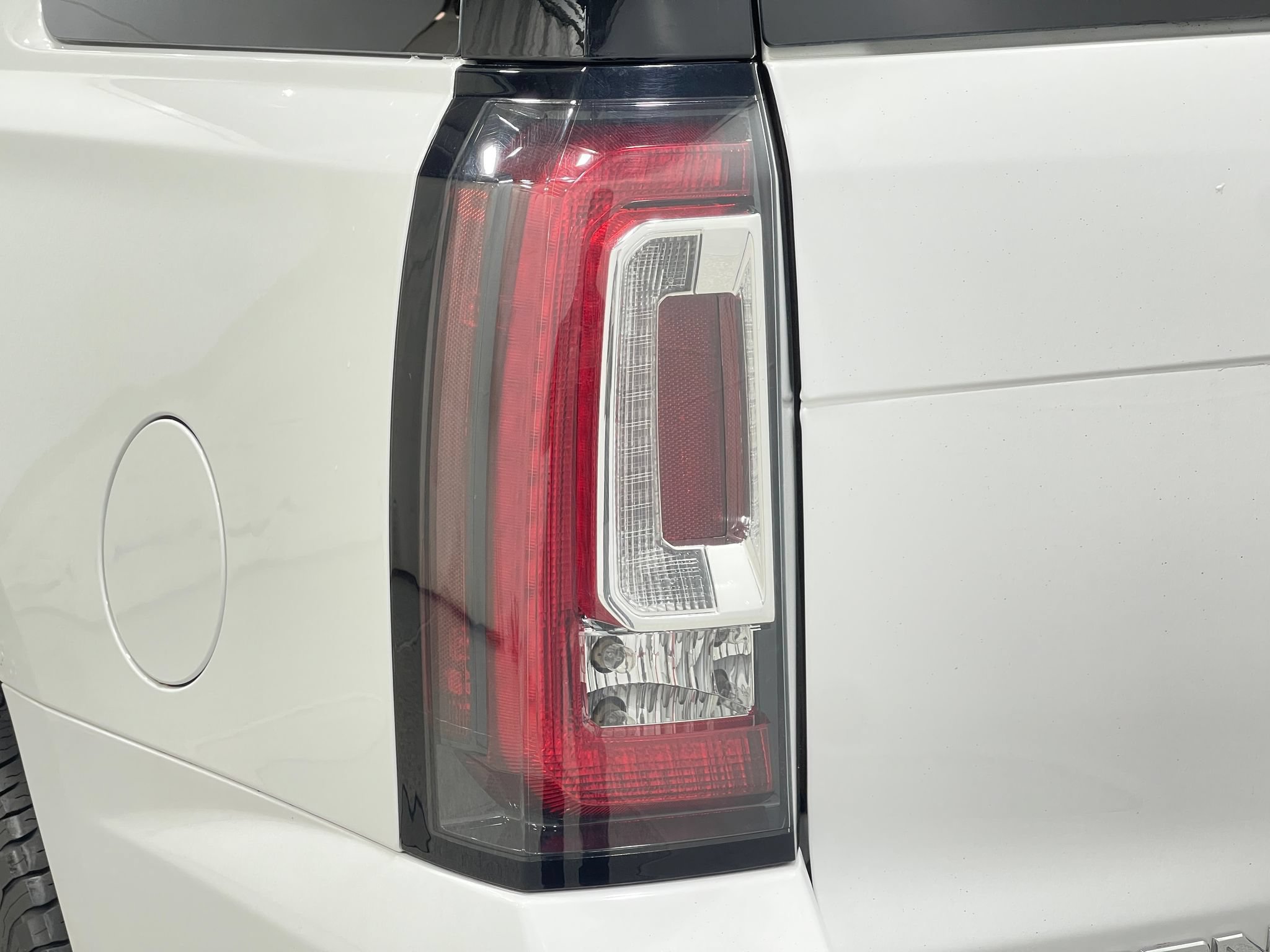 Used 2016 GMC Yukon SLE w/ HD Trailering Package AWD/4WD image 33