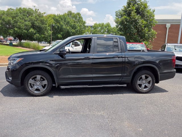 Used 2025 Honda Ridgeline TrailSport image 6