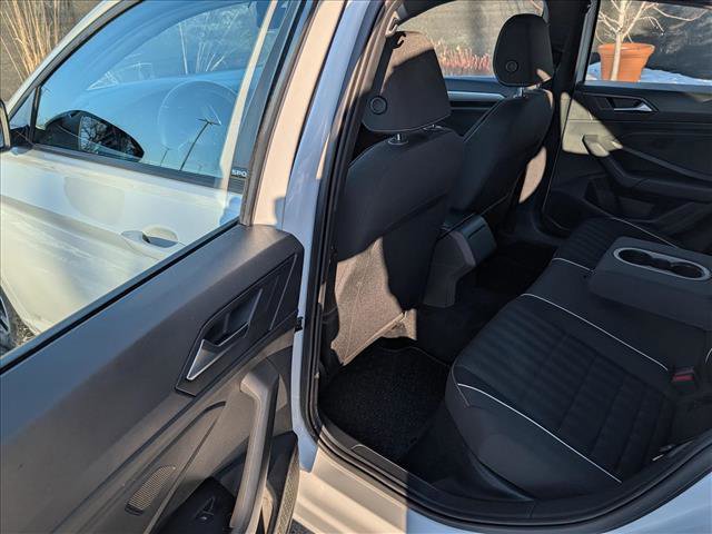 Certified 2023 Volkswagen Jetta Sport image 21