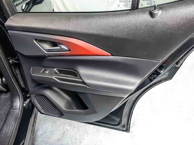 Certified 2024 Chevrolet Equinox EV RS FWD image 30