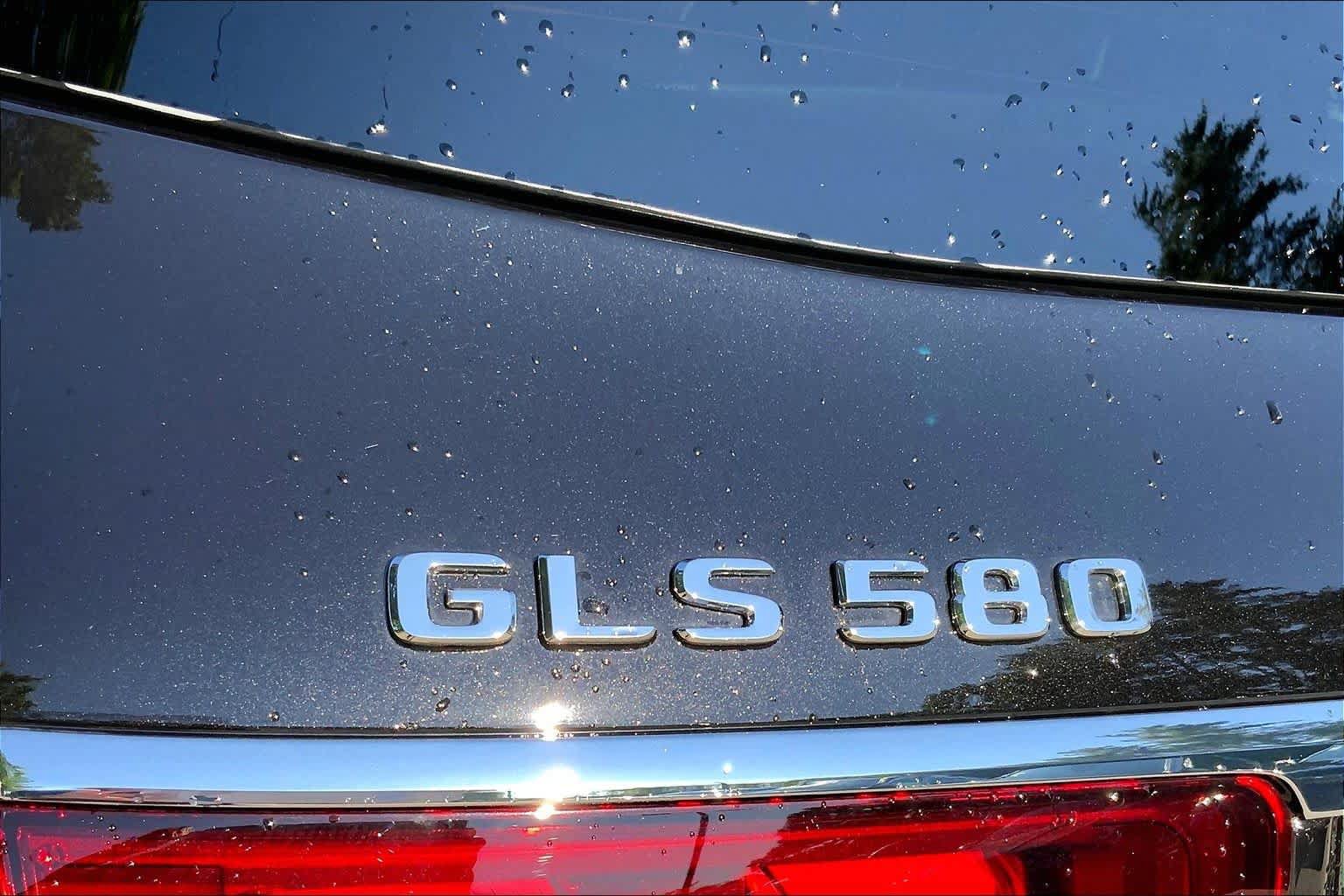 New 2026 Mercedes-Benz GLS 580 4MATIC image 19