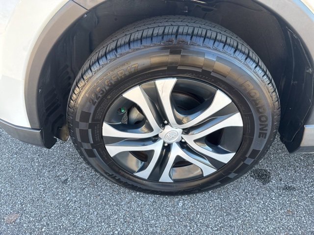 Used 2018 Toyota RAV4 LE image 27