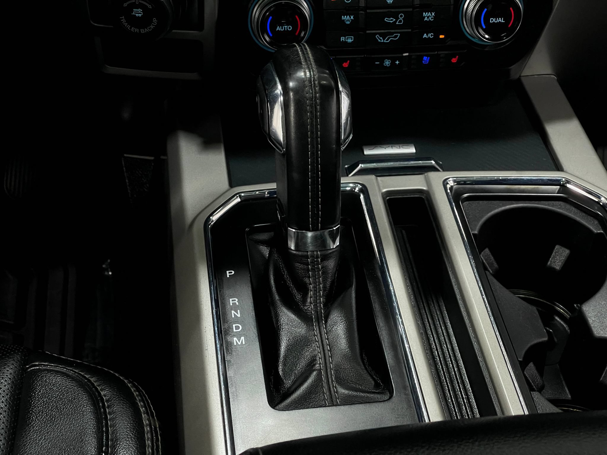 Used 2018 Ford F150 Lariat w/ Equipment Group 501A Mid AWD/4WD image 29