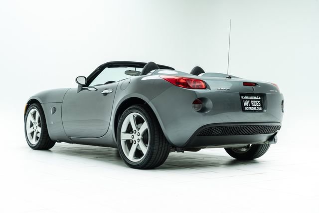 Used 2007 Pontiac Solstice Convertible w/ Premium Package RWD image 17
