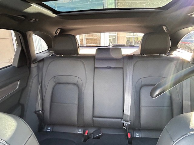 Used 2023 Jaguar F-PACE S image 29