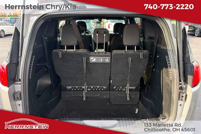 Used 2018 Chrysler Pacifica Touring Plus w/ S Appearance Package FWD image 26