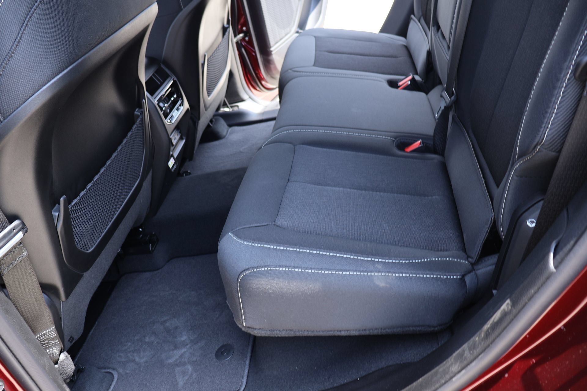 New 2026 Jeep Grand Cherokee Laredo X AWD/4WD image 12