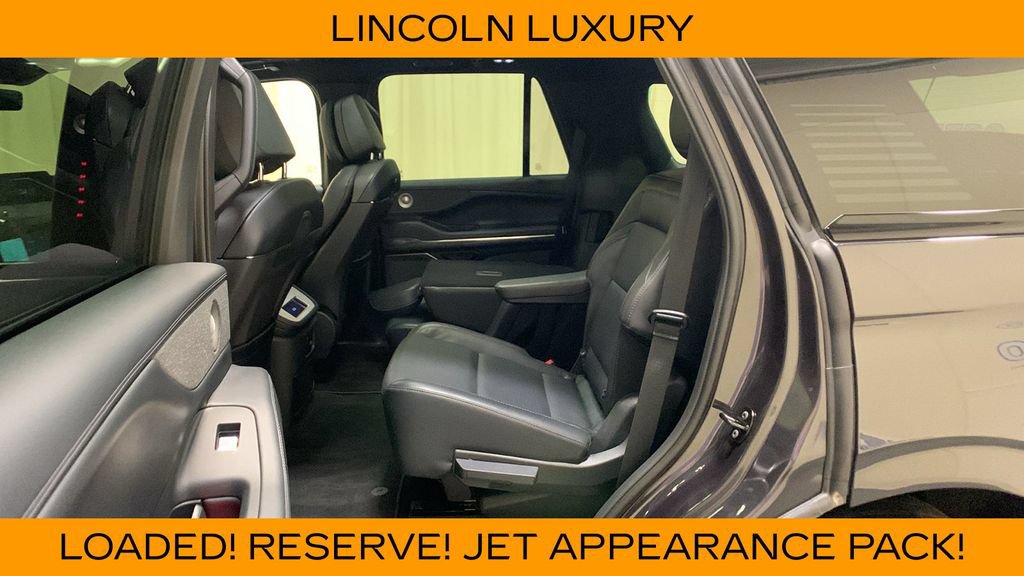 Used 2025 Lincoln Navigator Reserve w/ Jet Appearance Package AWD/4WD image 26