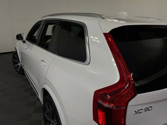 Certified 2025 Volvo XC90 T8 Ultra w/ Protection Package AWD/4WD image 39