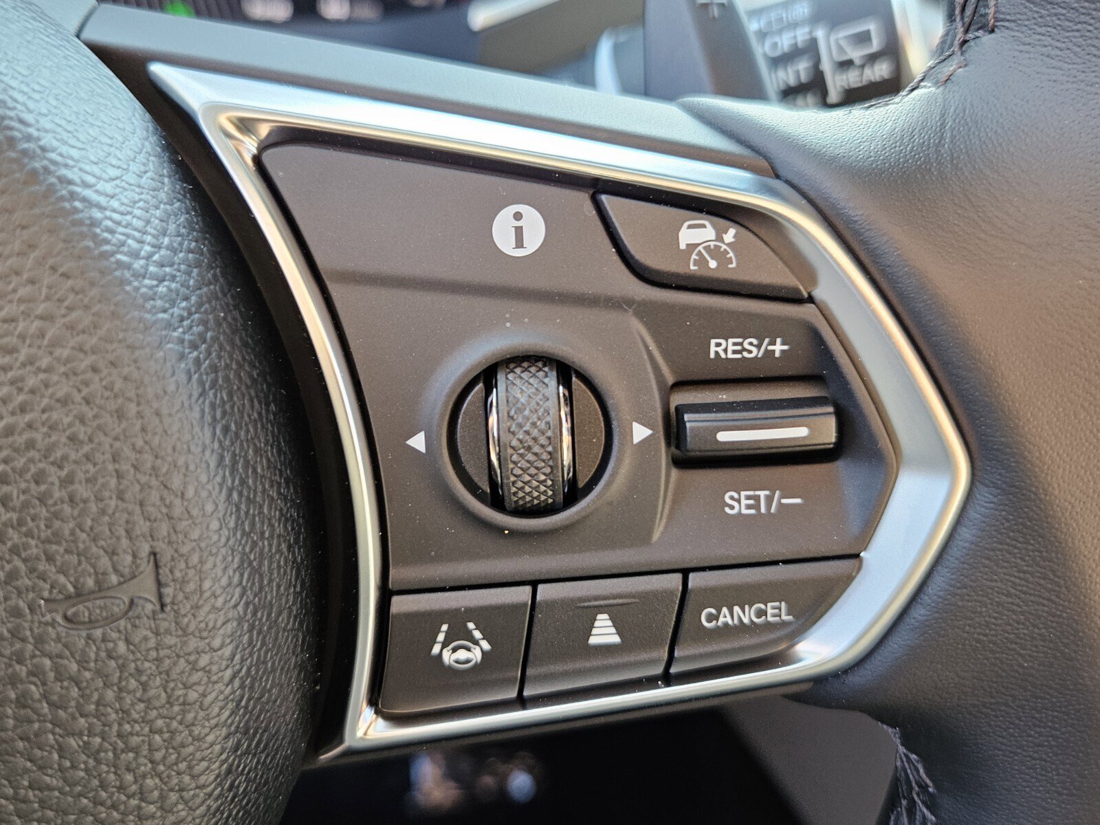 New 2025 Acura MDX FWD w/ Technology Package image 32