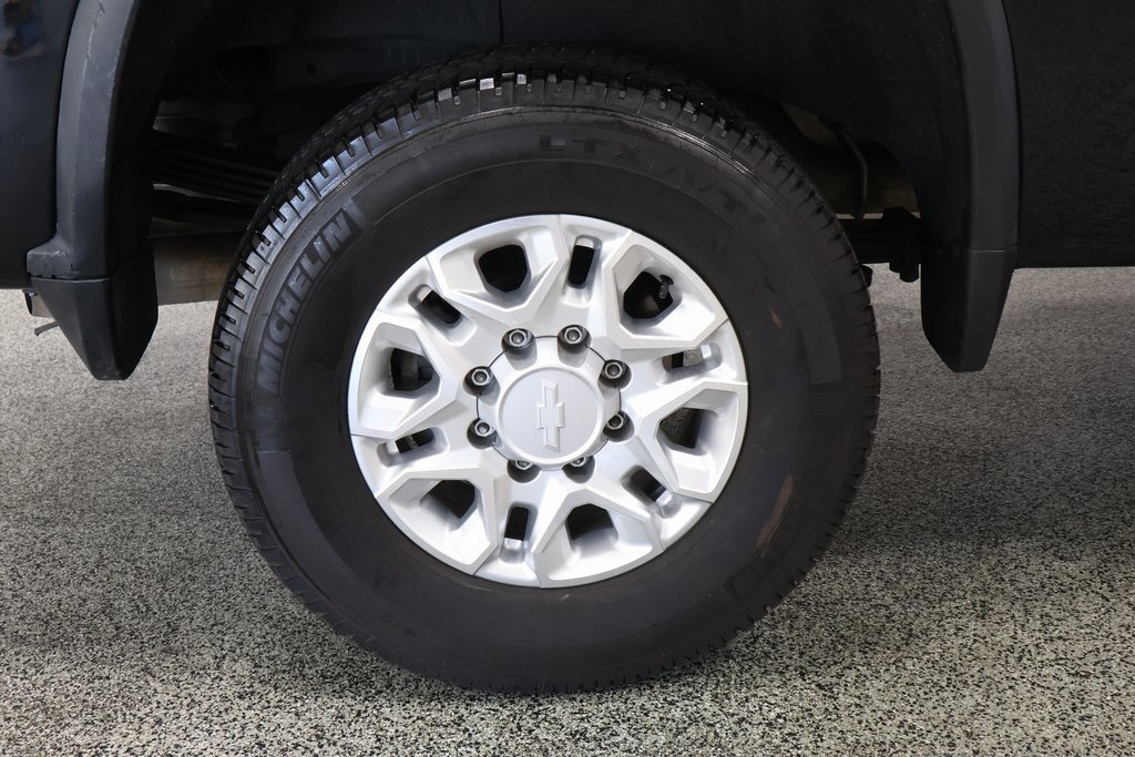 Used 2020 Chevrolet Silverado 2500 LTZ image 34