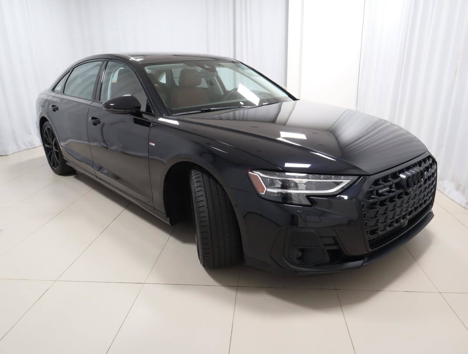 Used 2024 Audi A8 L 3.0T AWD/4WD image 6