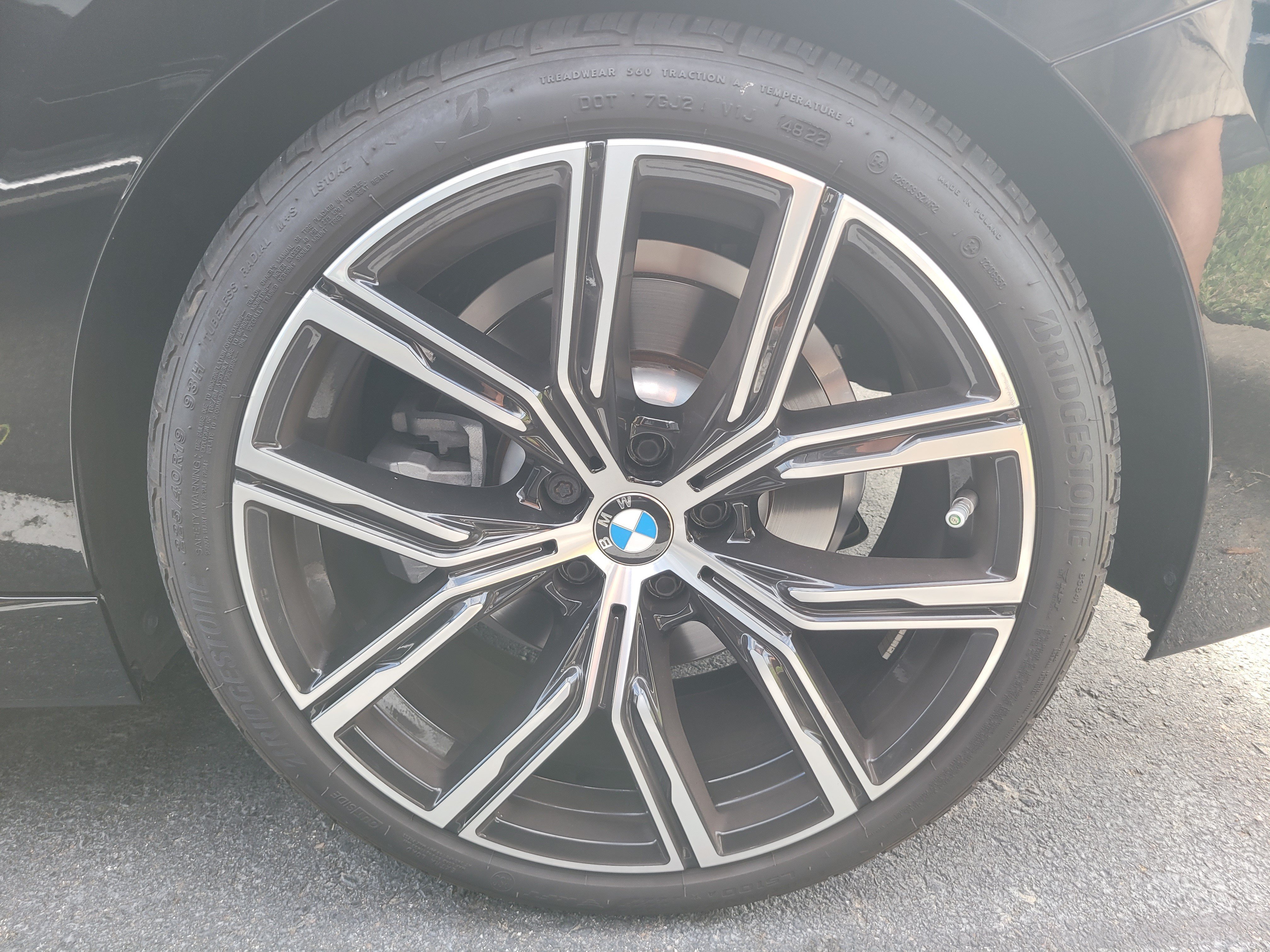 Used 2023 BMW 230i Coupe w/ Convenience Package RWD image 8