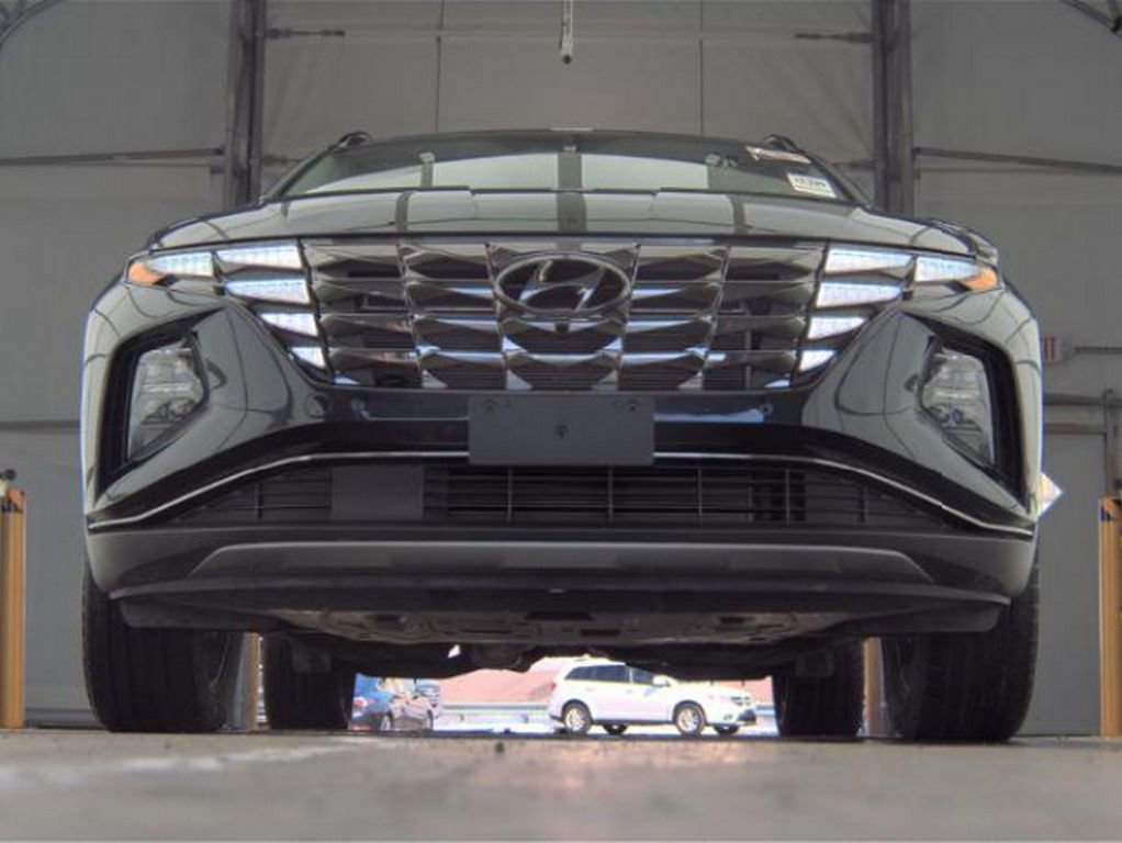 Used 2023 Hyundai Tucson Limited w/ Cargo Package image 4