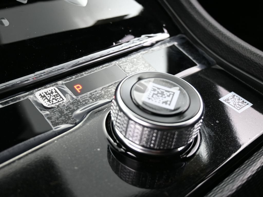 New 2025 Jeep Grand Cherokee Altitude AWD/4WD image 24