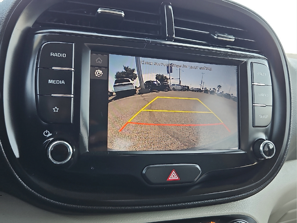 Used 2023 Kia Soul LX FWD image 20