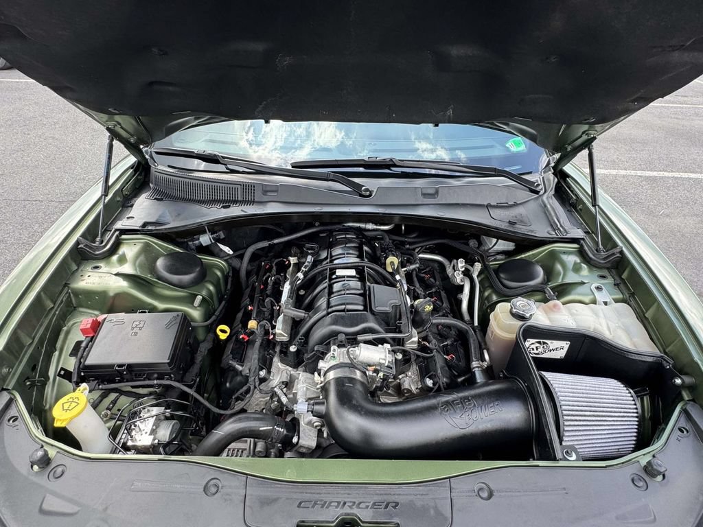 Used 2022 Dodge Charger R/T w/ Plus Group RWD image 13