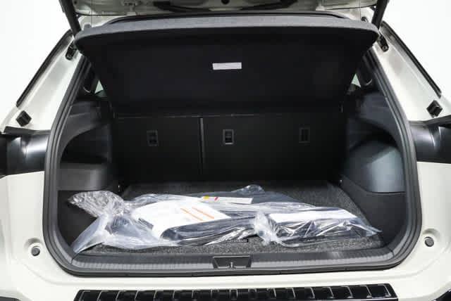 New 2026 Volkswagen Tiguan SE R-Line FWD image 28