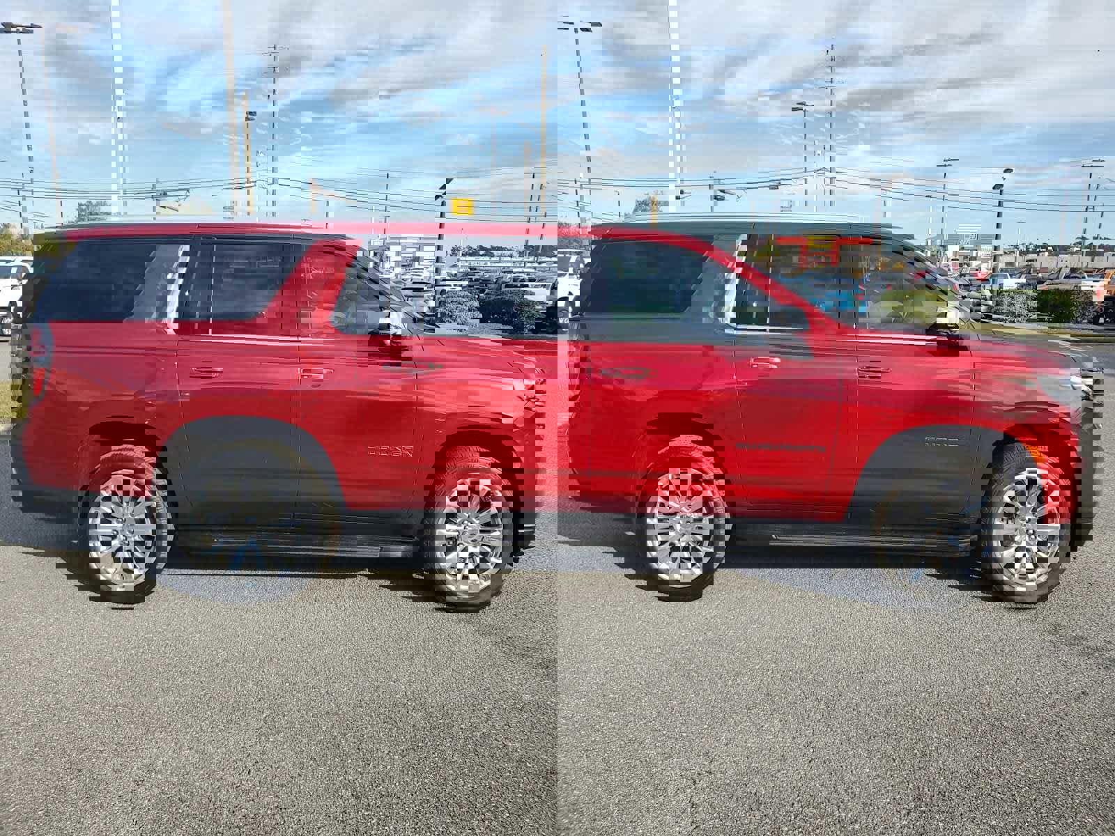 Certified 2024 Chevrolet Suburban Premier w/ Premium Package image 7