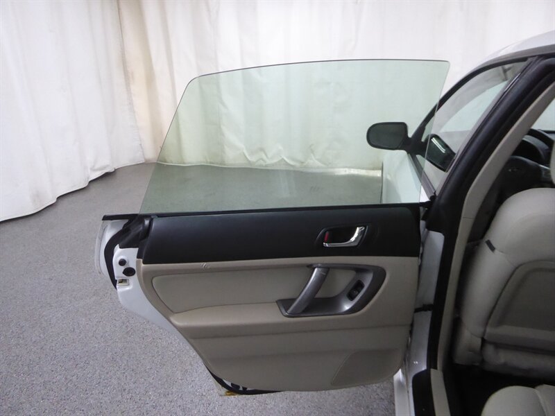 Used 2009 Subaru Legacy 2.5i Special Edition AWD/4WD image 25