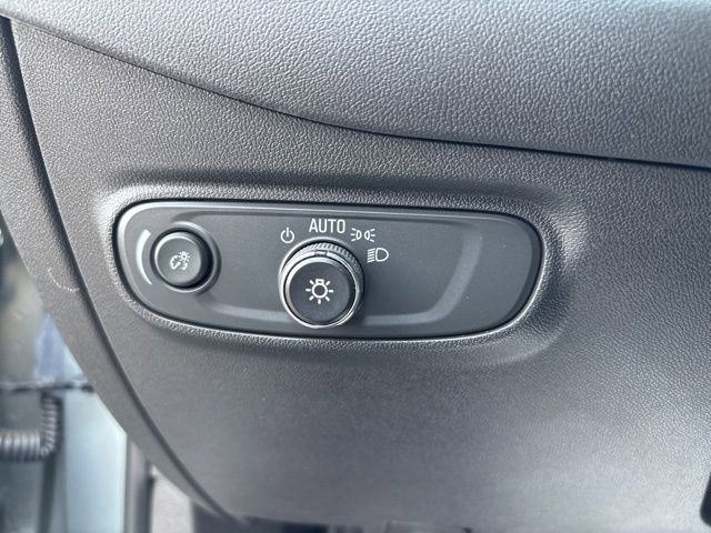 Used 2024 Chevrolet Equinox LT image 12