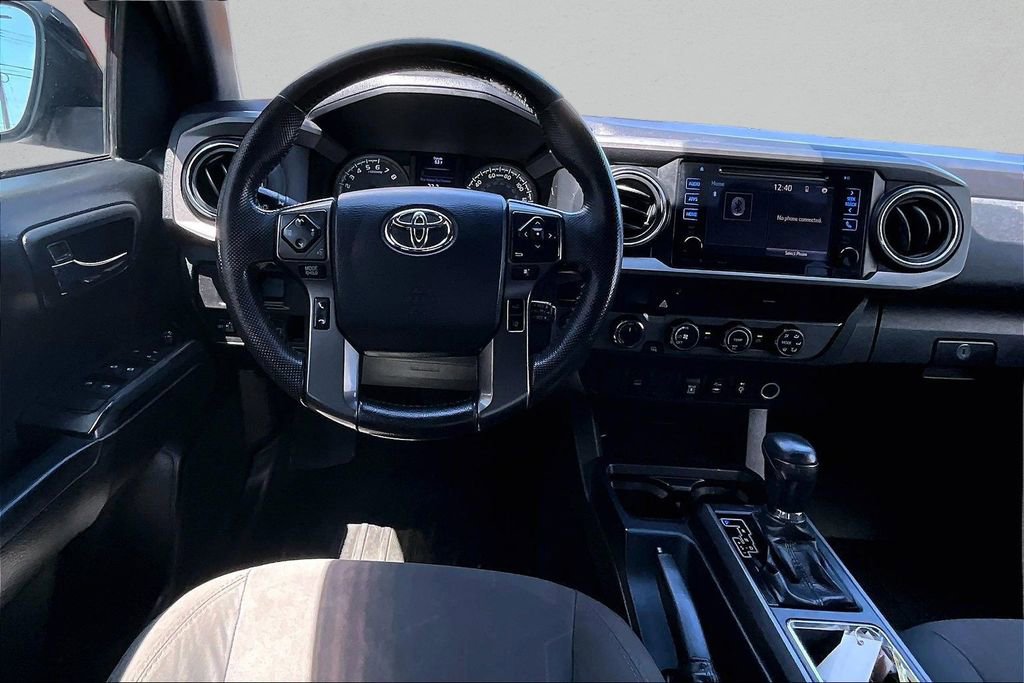 Used 2019 Toyota Tacoma TRD Off-Road AWD/4WD image 6