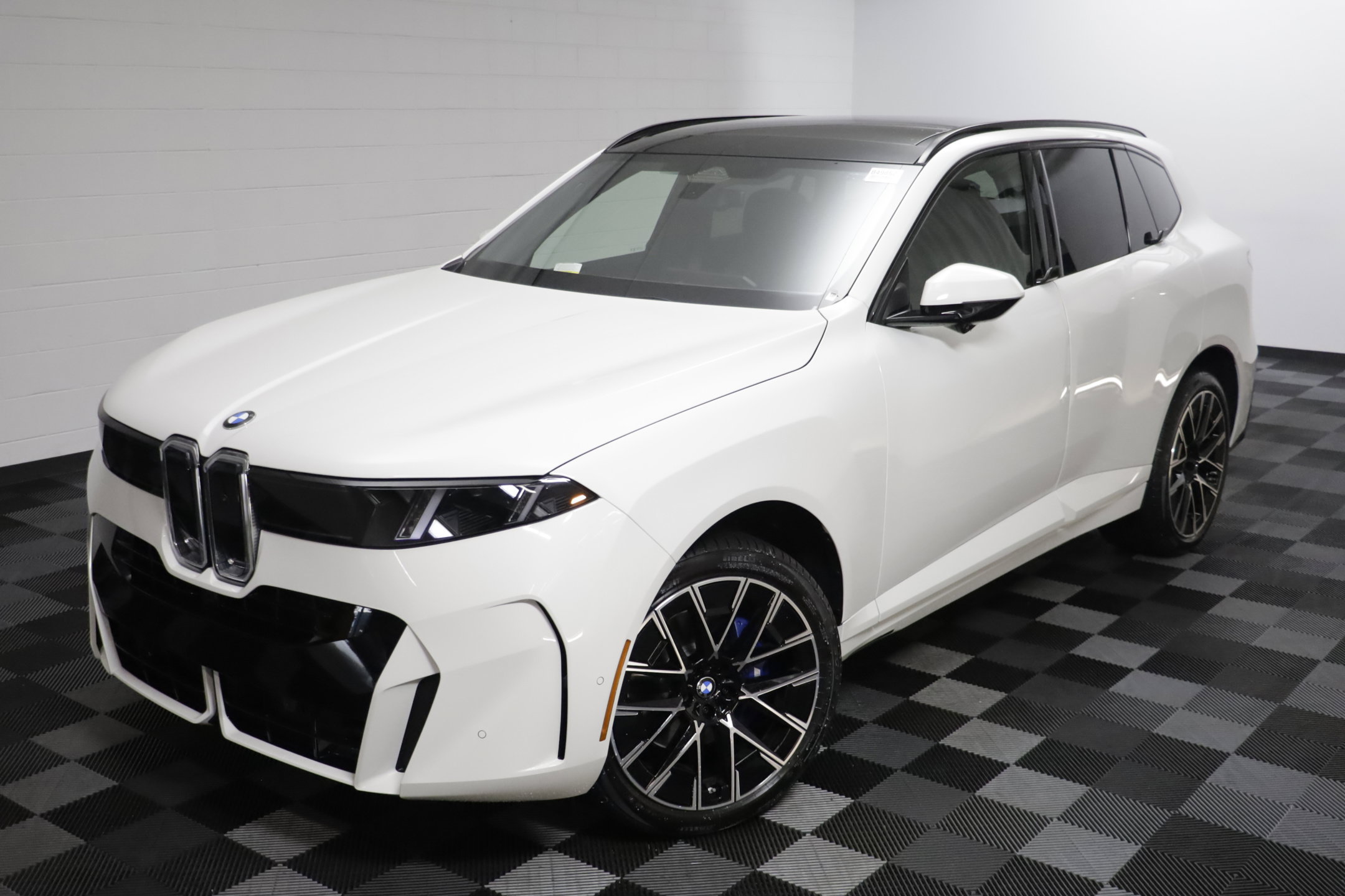 New 2027 BMW X5 xDrive40i w/ M Sport Package AWD/4WD image 2