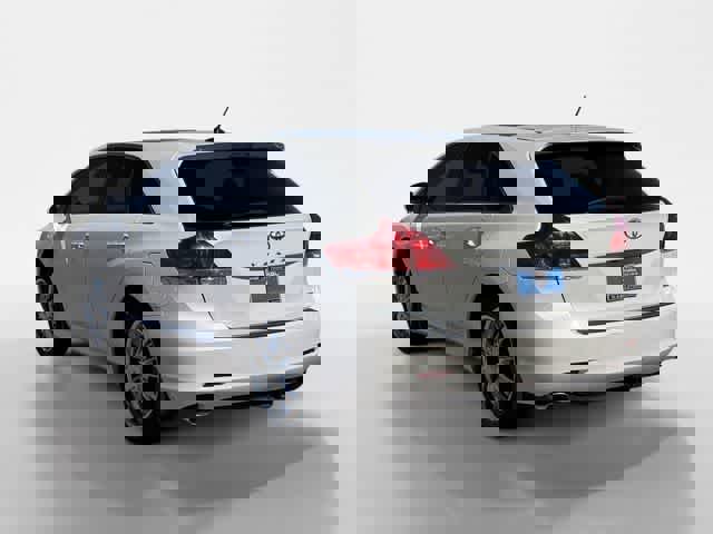 Used 2010 Toyota Venza AWD image 3