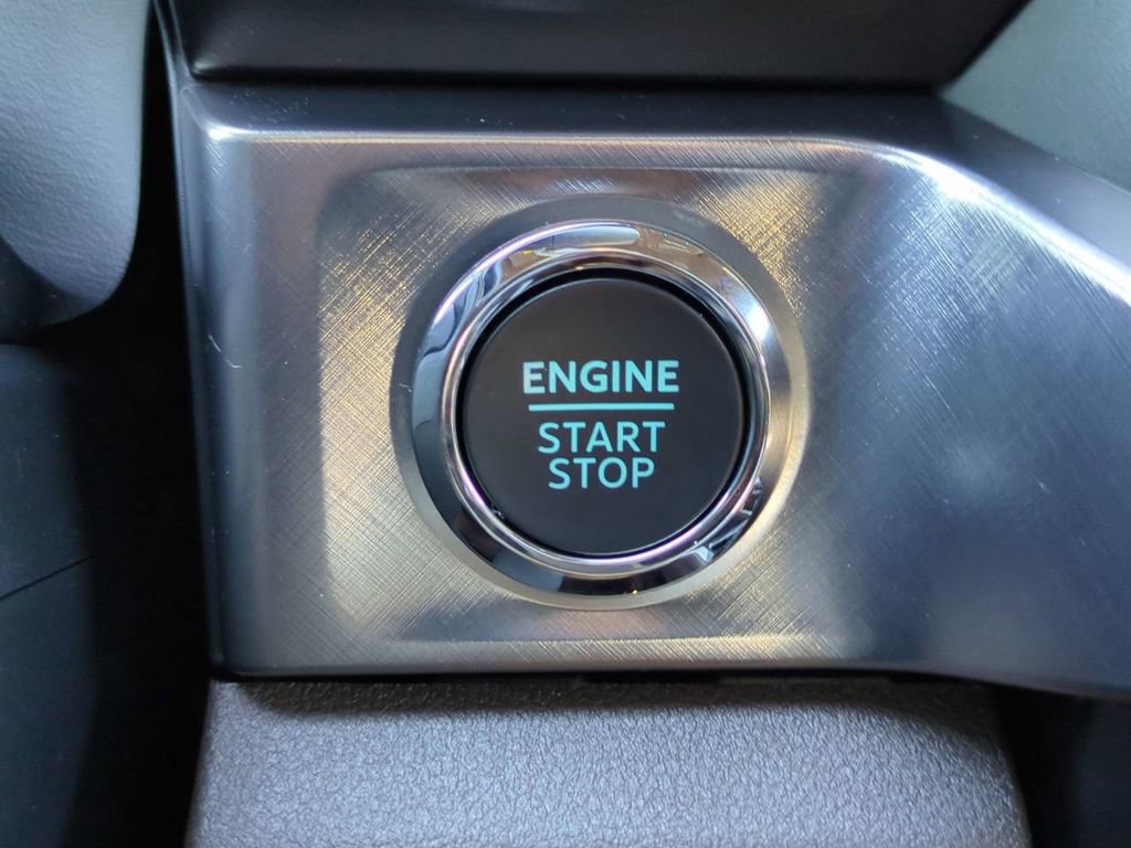 New 2026 Ford F250 King Ranch w/ Chrome Package image 29