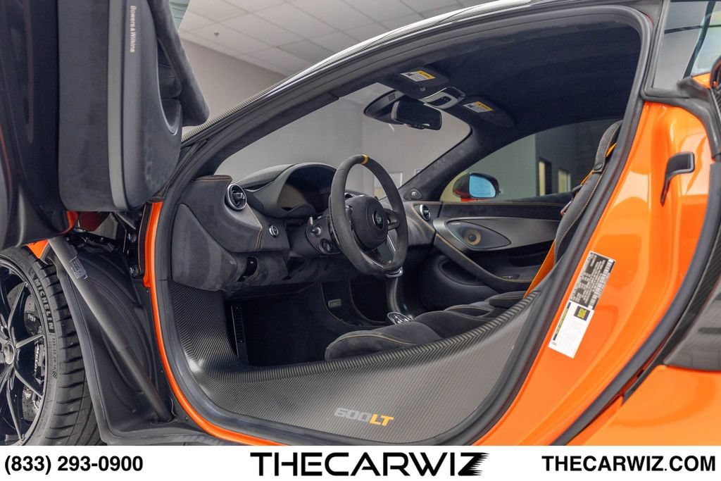 Used 2019 McLaren 600LT RWD image 48