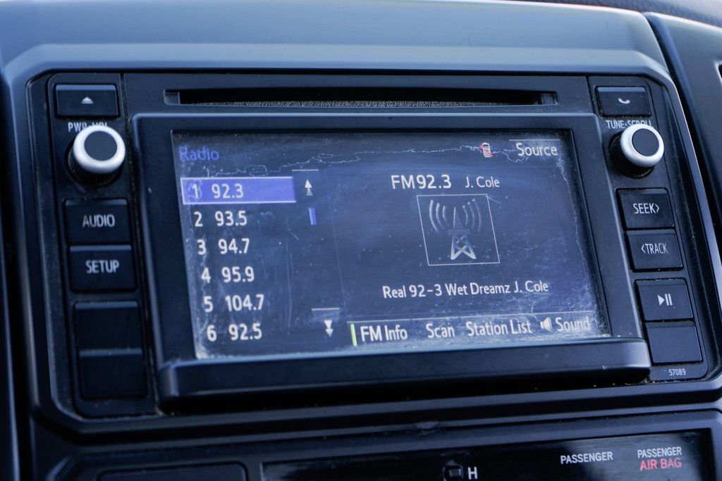 Used 2014 Toyota Tacoma 2WD Access Cab w/ Convenience Package image 28