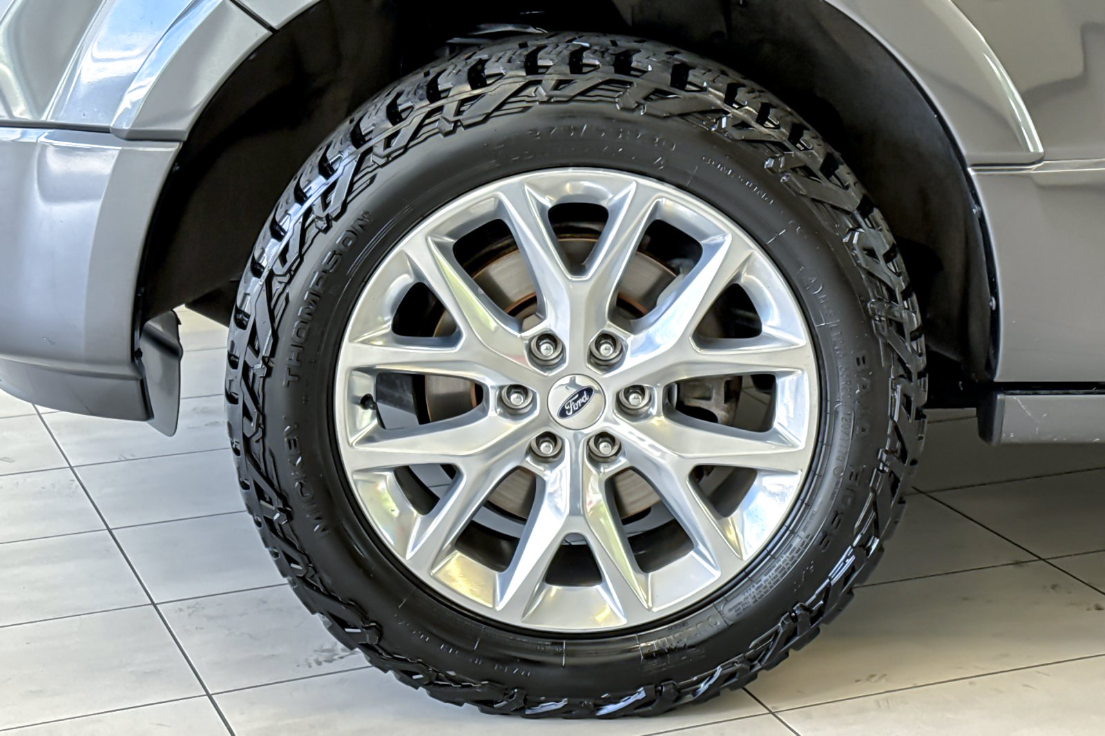 Used 2017 Ford Expedition EL Limited w/ Equipment Group 301A AWD/4WD image 28