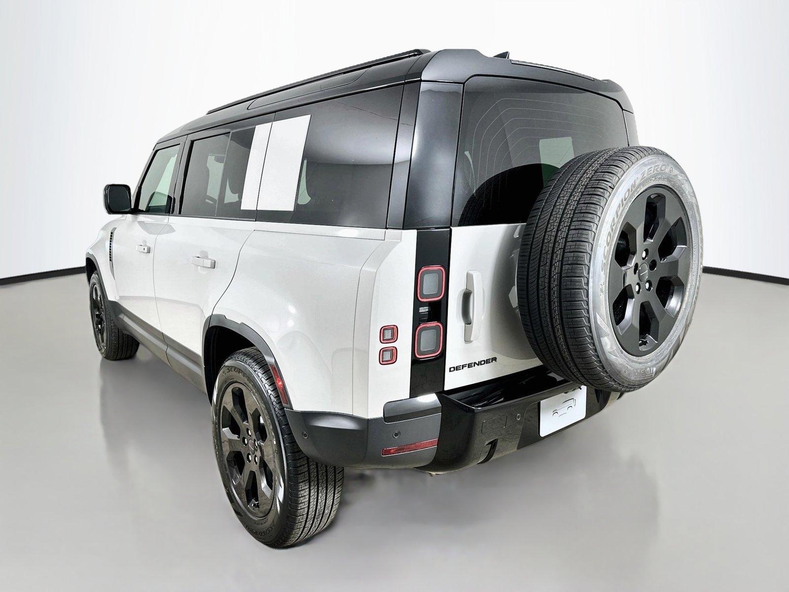 New 2026 Land Rover Defender 110 S AWD/4WD image 7