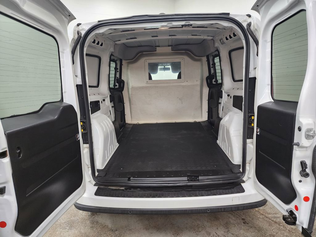 Used 2022 RAM ProMaster City Tradesman w/ Window Group 05 FWD image 24